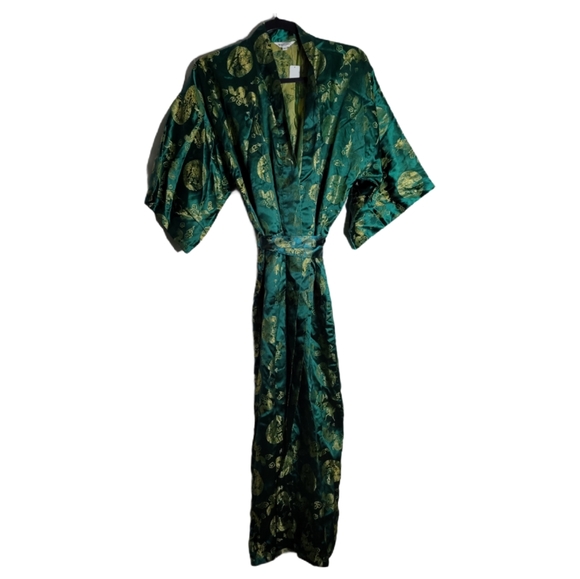 Whitby Other - NWT Whitby Kimono Style Dressing Bath Robe